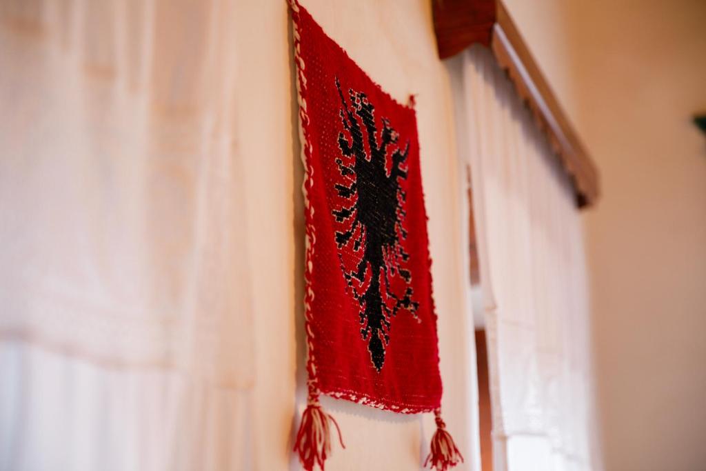 Fotografie z fotogalerie ubytování GuestHouse 1805 v destinaci Gjirokastër