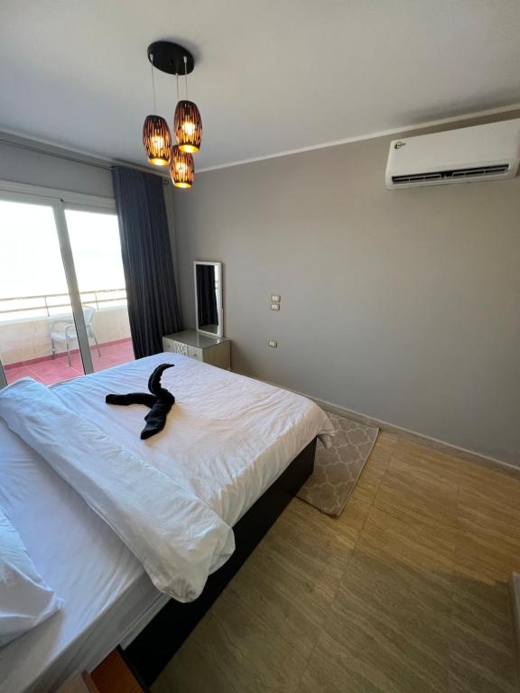 Postel nebo postele na pokoji v ubytování Villa KUBA luxury private pool Hurghada