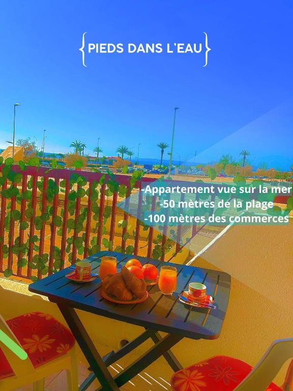 Pieds Dans L eau 50 m de la mer Sol y mar