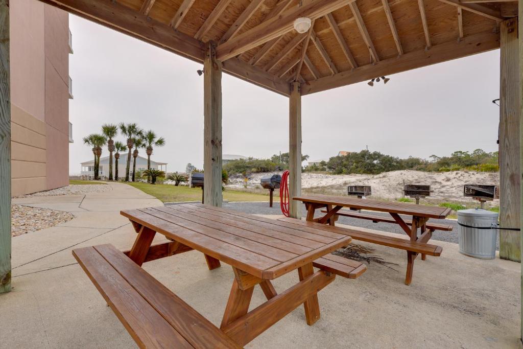 Grundriss der Unterkunft Gulf Shores Condo with Balcony 2 Mi to Fort Morgan!