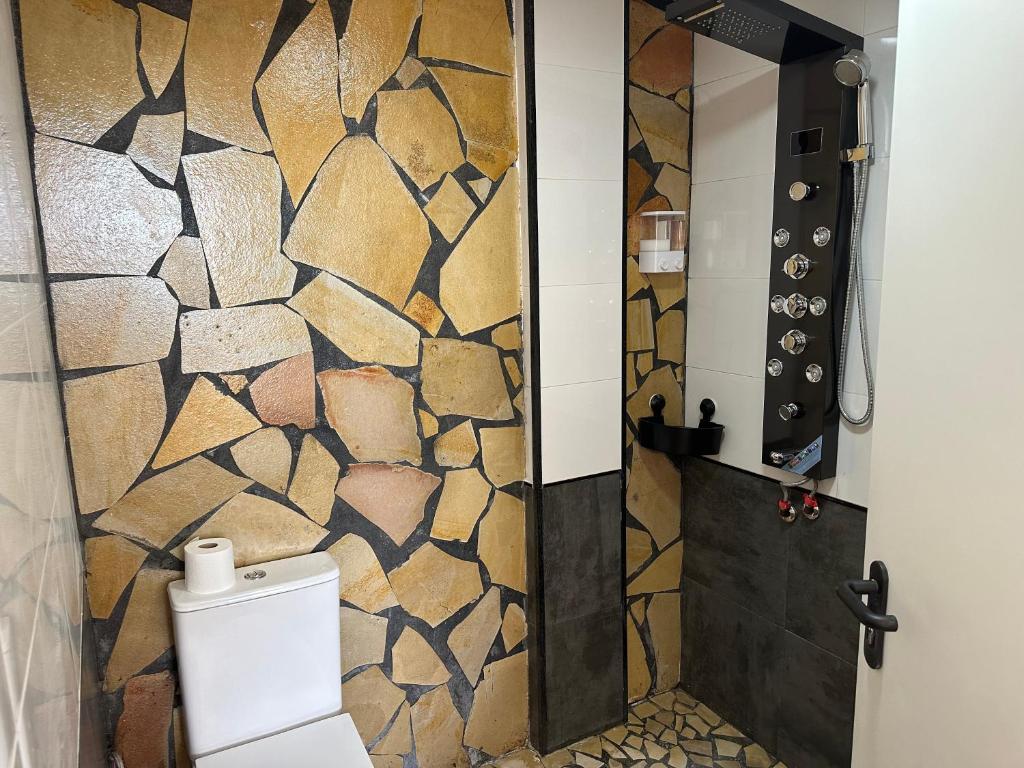 Kúpeľňa v ubytovaní Rooms in Seafront Villa