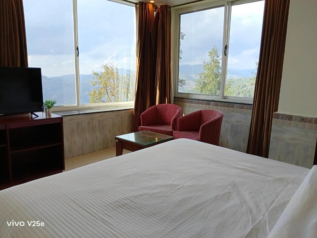 Falettis Grand Hotel Murree - Quarto Duplo Com Vista Para A Montanha