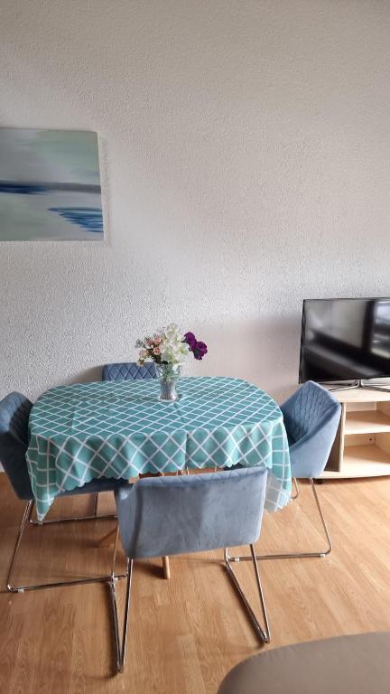 Studio 112 - Riverside - Resim 17