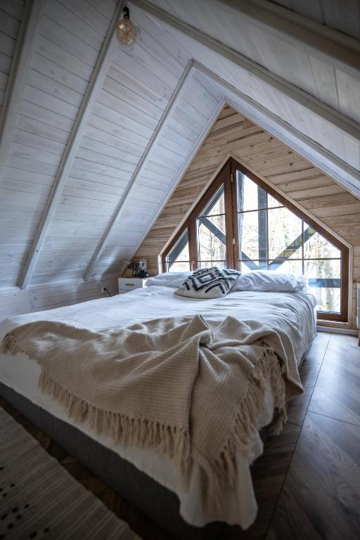 Na Skraju Lasu Domek na Drzewie & Glamping - 8