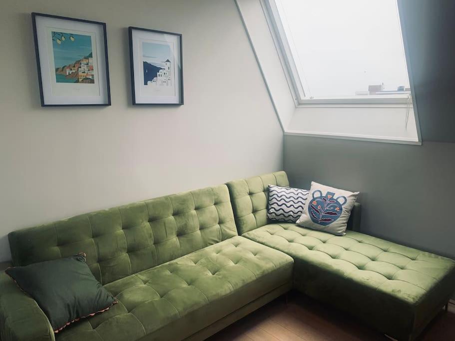 Et opholdsområde på Have a nice stay! - Main Street beachapartment, beach 150 meters