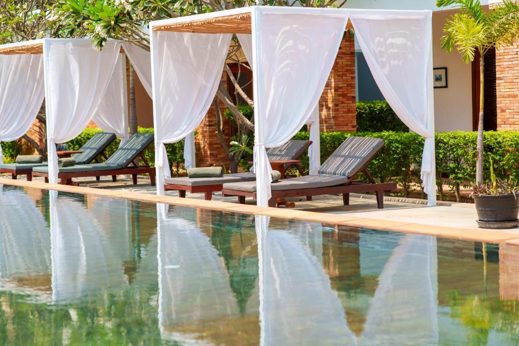 Bazén v ubytování Le Mayansa Resort nebo v jeho okolí