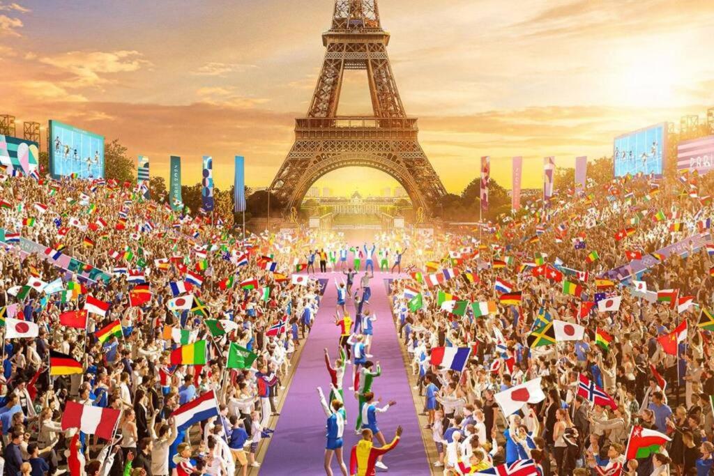 Gallery image of Logement accès JO avec Jardin et Jacuzzi in Bussy-Saint-Georges