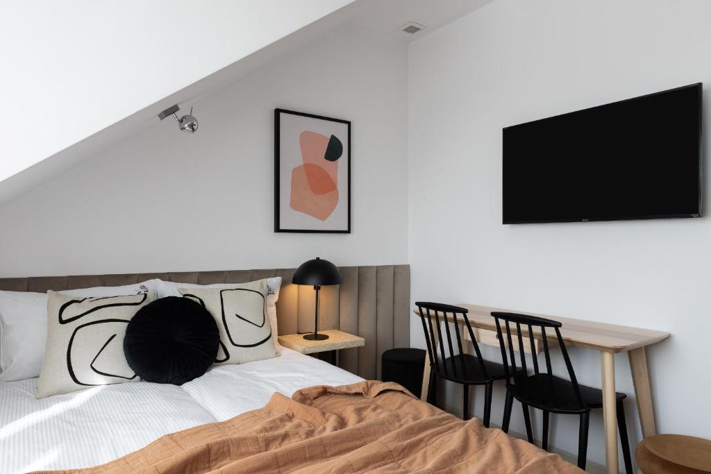 WILLA MAGNOLIA - Apartamenty i Pokoje SPRZĘT DO POŁAWIANIA BURSZTYNU -wodery, podbieraki, latarki UV - POKÓJ ZABAW- ROWERY - KAWA Z EKSPRESU - 17