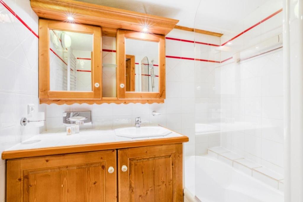 Kúpeľňa v ubytovaní Résidence Les Alpages de Chantel - maeva Home - Appartement duplex 3 Pièces 6 Personnes - Sélection MAE-1638