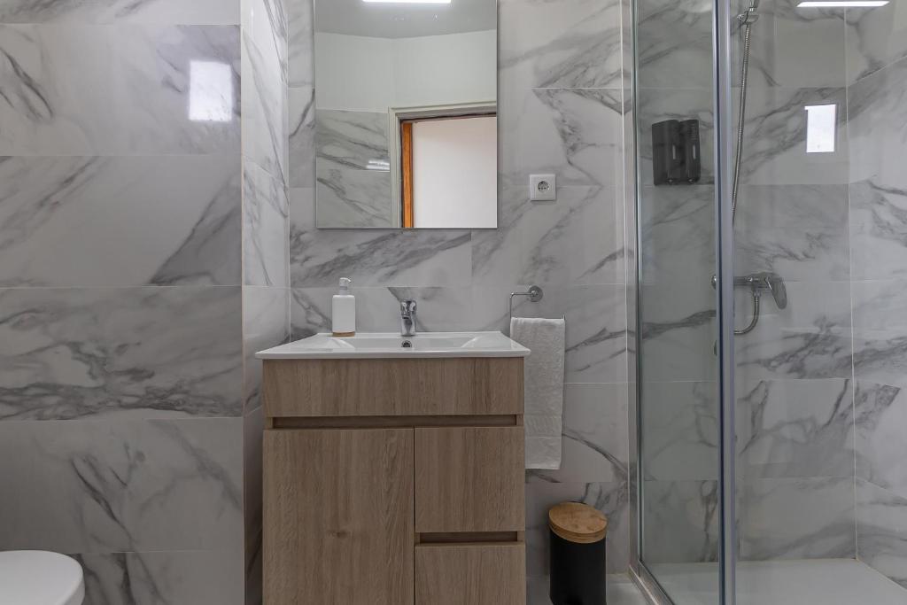 Lolla's City House 2 - 5