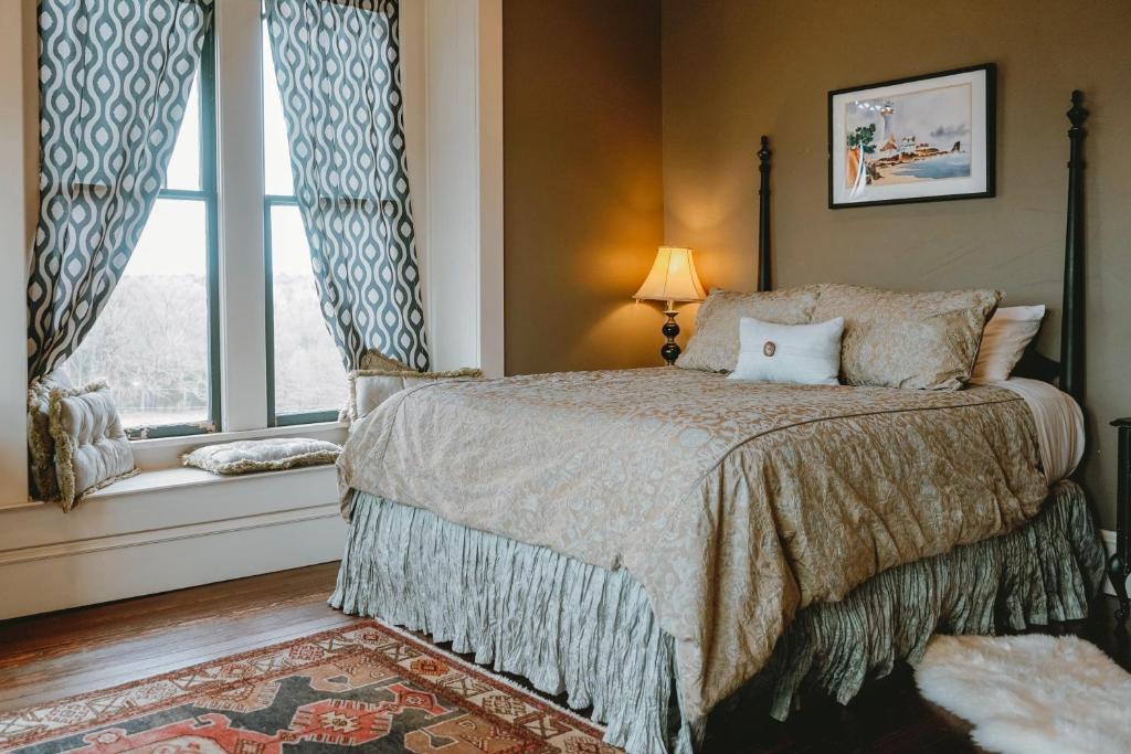 Giường trong phòng chung tại Tara Vineyard & Winery Estate