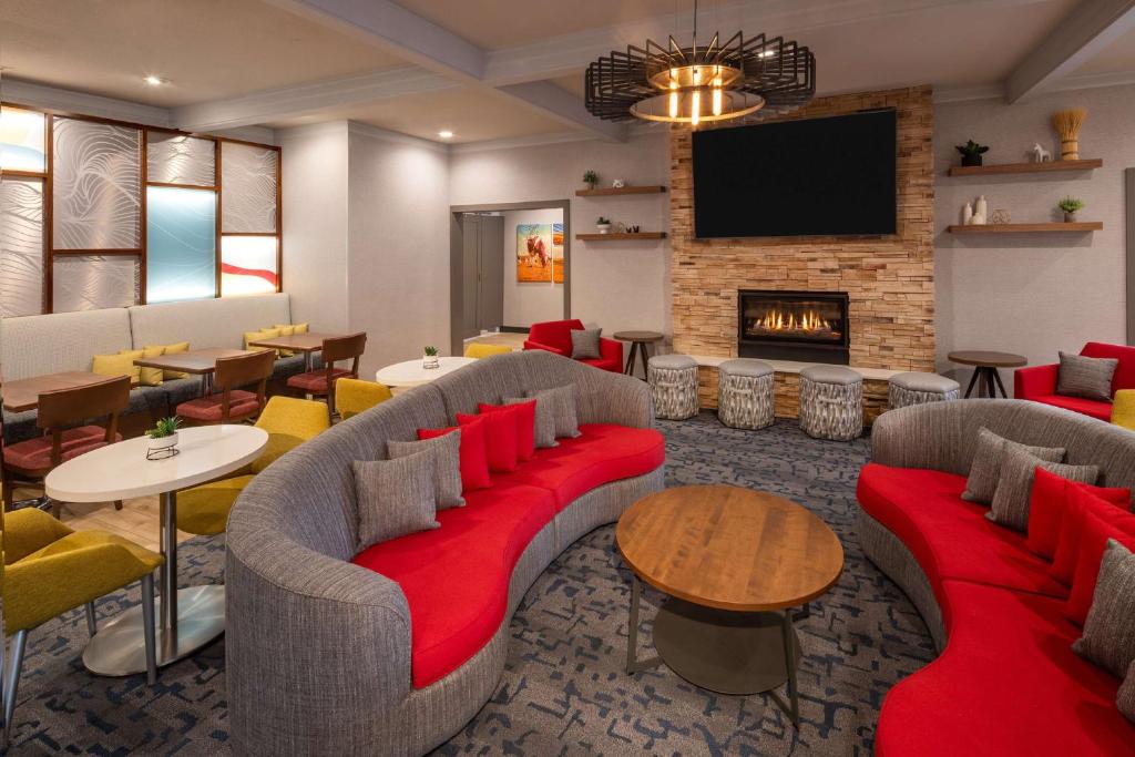 Posezení v ubytování Hampton Inn Pullman
