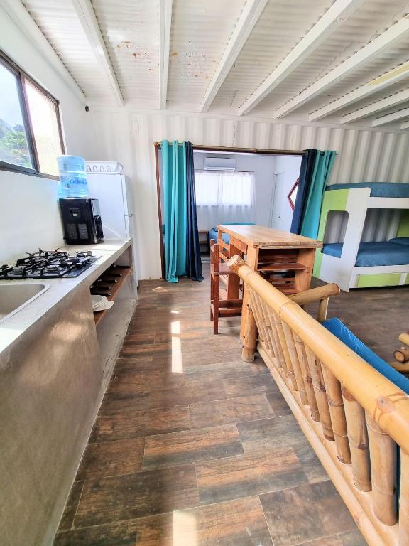 TV a/nebo společenská místnost v ubytování Casa Bajo Congo
