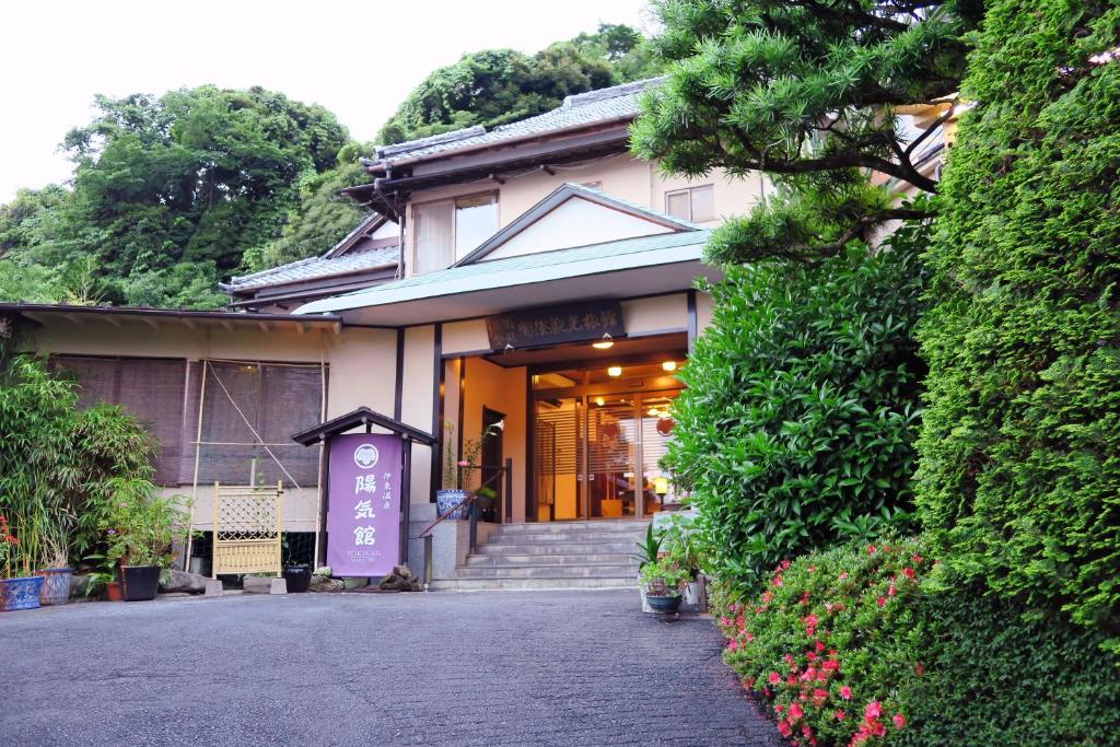 Bangunan di mana terletaknya ryokan