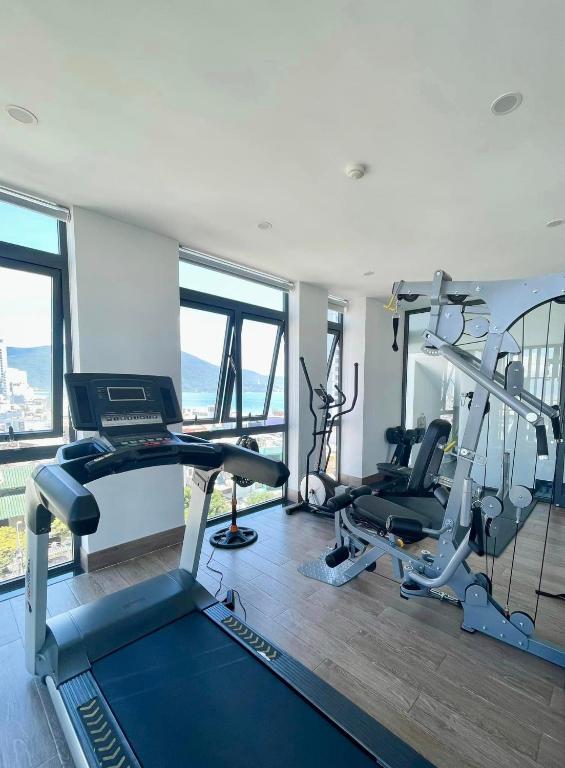 Fitness centrum a/nebo fitness zařízení v ubytování Dolphin Hotel and Apartment