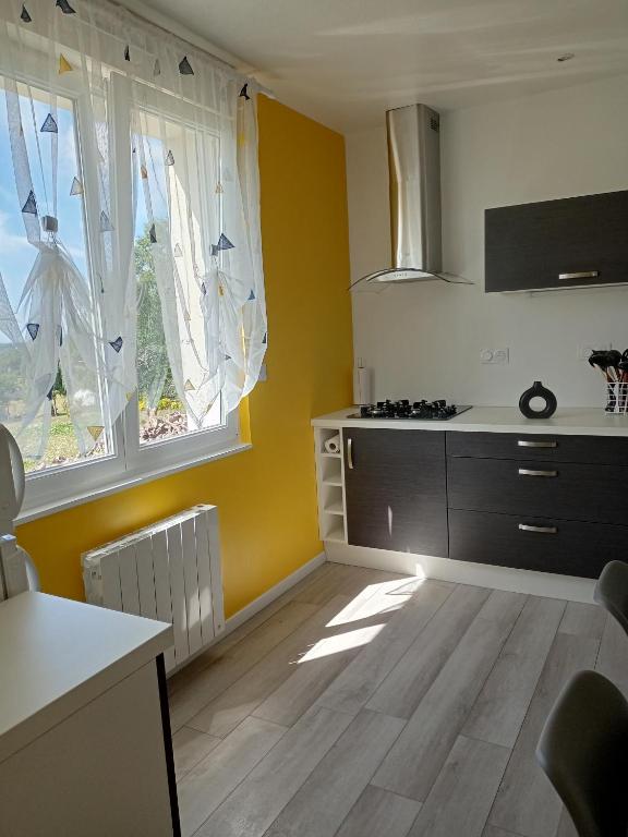 Cuina o zona de cuina de Maison KER MORIN