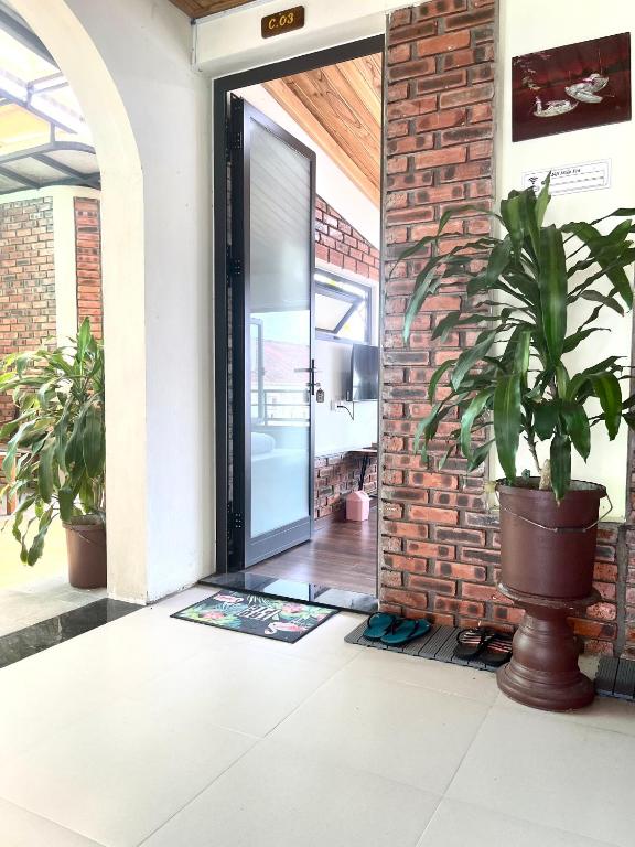 Homestay MINH TÚ - Chambre Simple Avec Salle De Bain Externe Privée