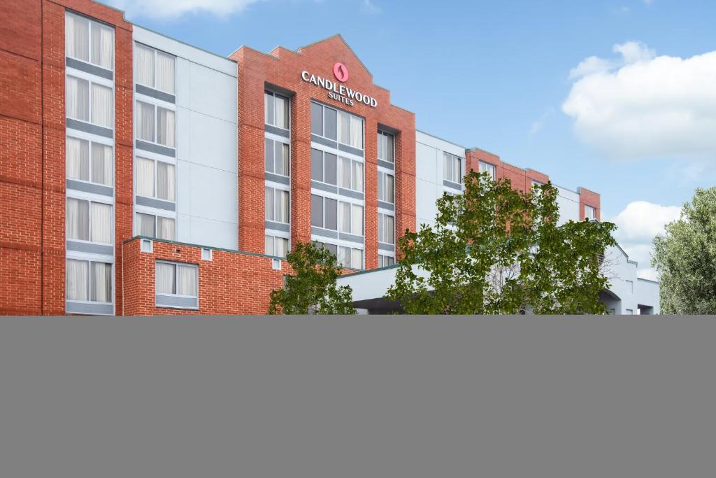 an image of the front of the building at Candlewood Suites - Cincinnati Northeast - Mason by IHG in Mason