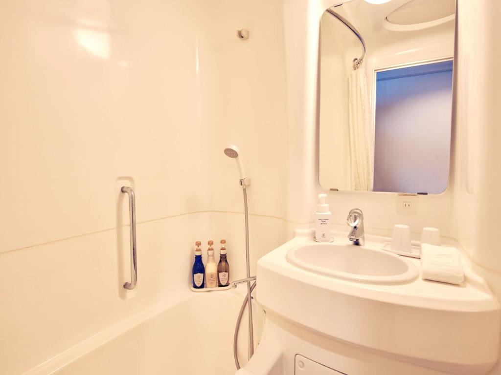 Gallery image of this property
