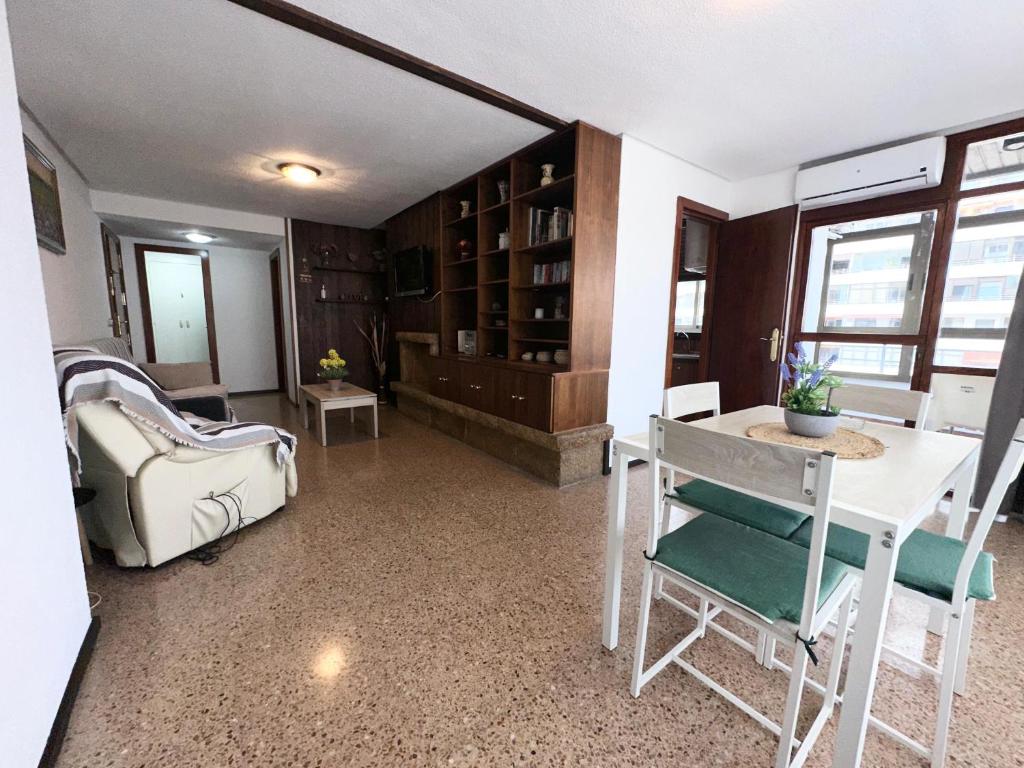 Posedenie v ubytovaní NOG - La Nogalera, 2 dorm, 2 baños, Terraza, Piscina, Wifi