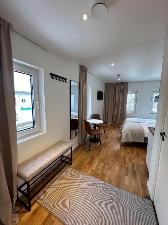 Edsviken Hotell AB - Deluxe Double Room (2 Adults + 1 Child)