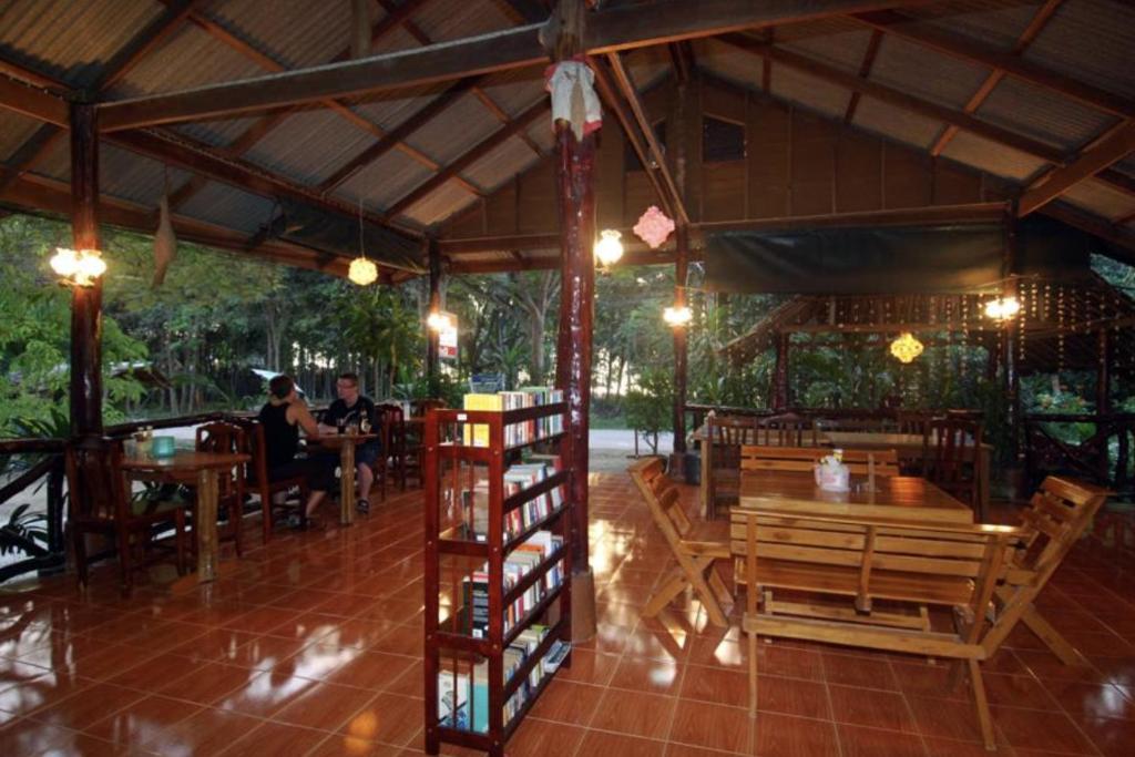 Seaside Sanctuary Bungalows - 13