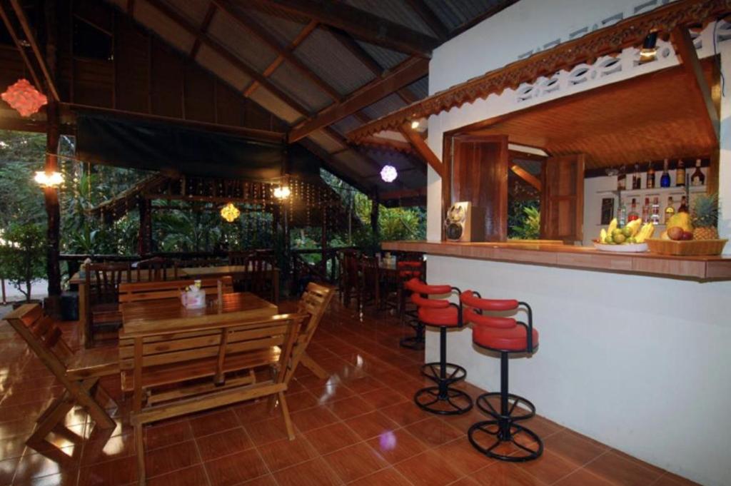 Seaside Sanctuary Bungalows - 14