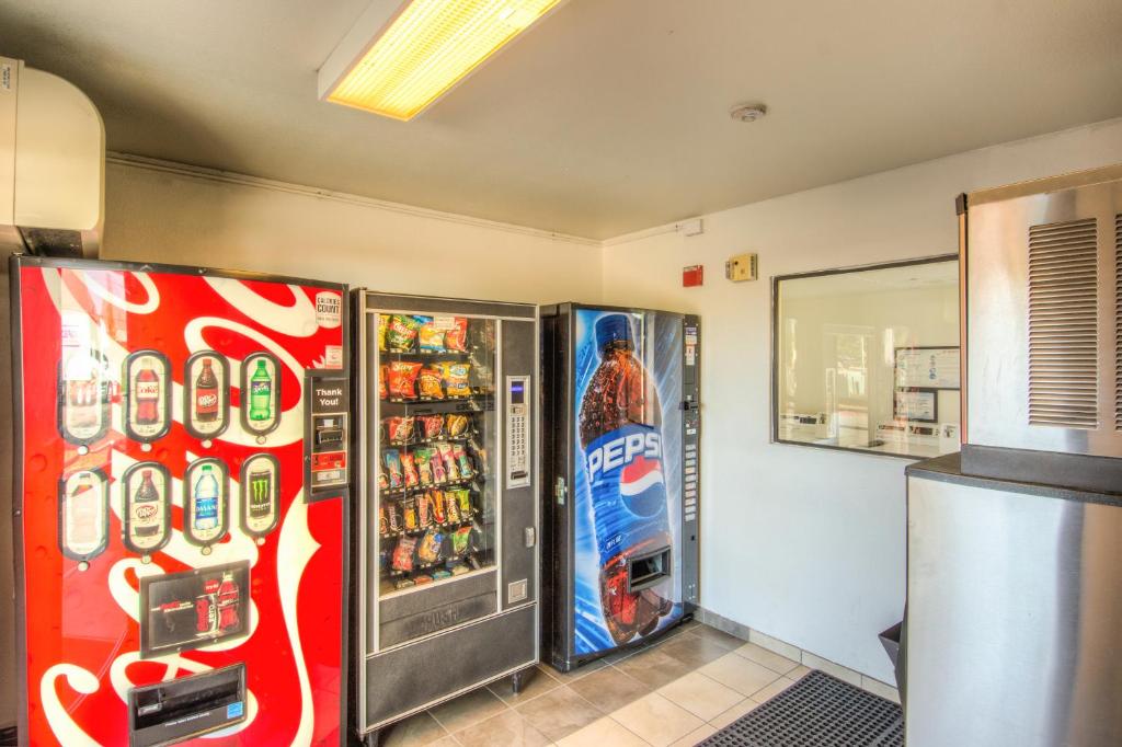 Fotografie z fotogalerie ubytování Motel 6-Redding, CA - North v destinaci Redding