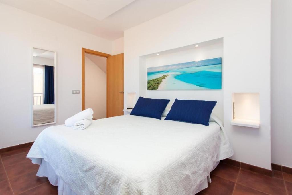 Postel nebo postele na pokoji v ubytování Villa Emma Private Pool Wifi FIBRA MiniGolf