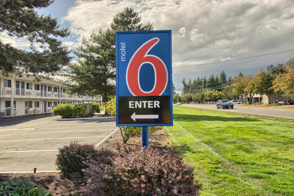 Certifikát, hodnocení, plakát nebo jiný dokument vystavený v ubytování Motel 6-Everett, WA - North