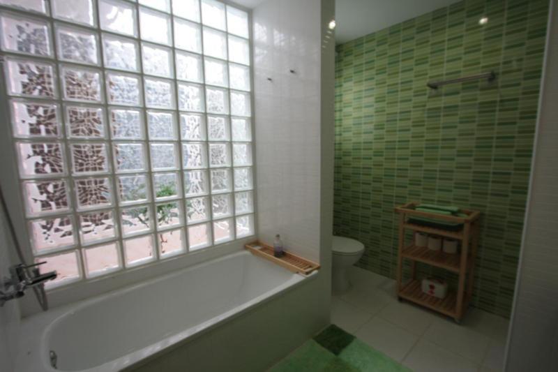A bathroom at Apartments Playa La Aldea