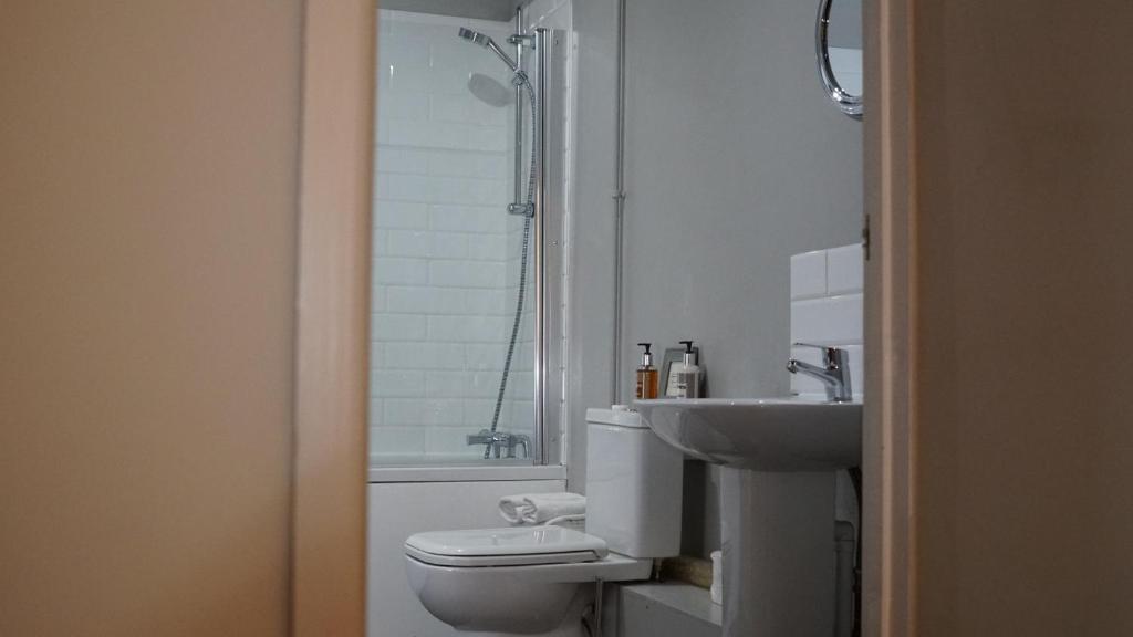 The Red Lion Eaton - Resim 14