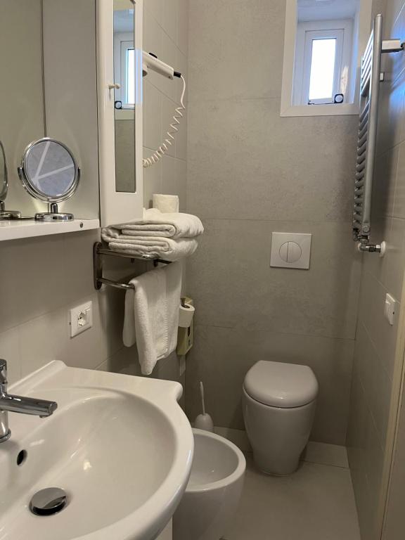 Koupelna v ubytování Hotel Touring