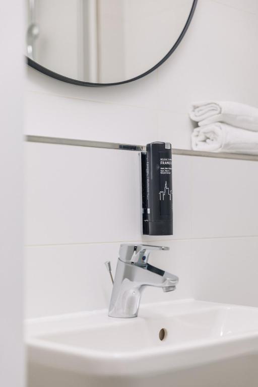 Homaris Apartments Frankfurt - Resim 39