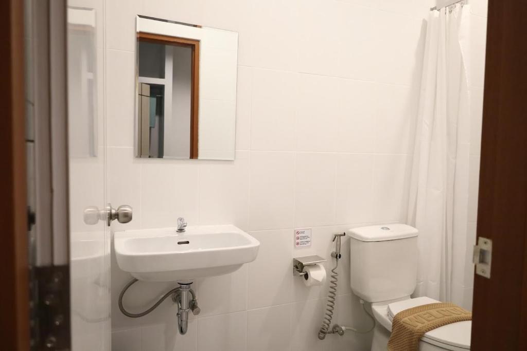 Koupelna v ubytování Y House Patong