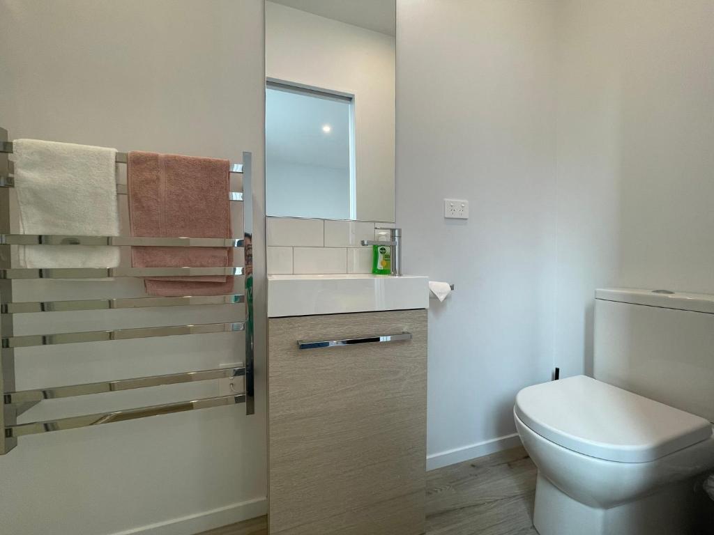 Central City Convenience With Free Parking - Resim 15
