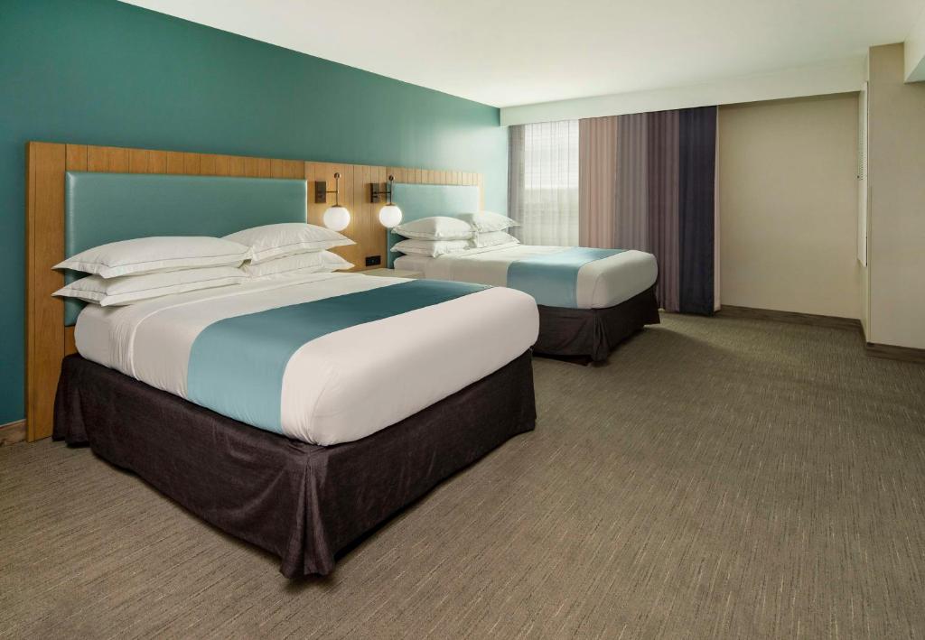 SunCoast Hotel Anaheim, Tapestry Collection by Hilton - 
