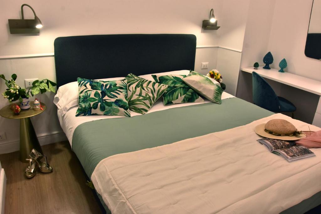 Gloden House Apartments - 9