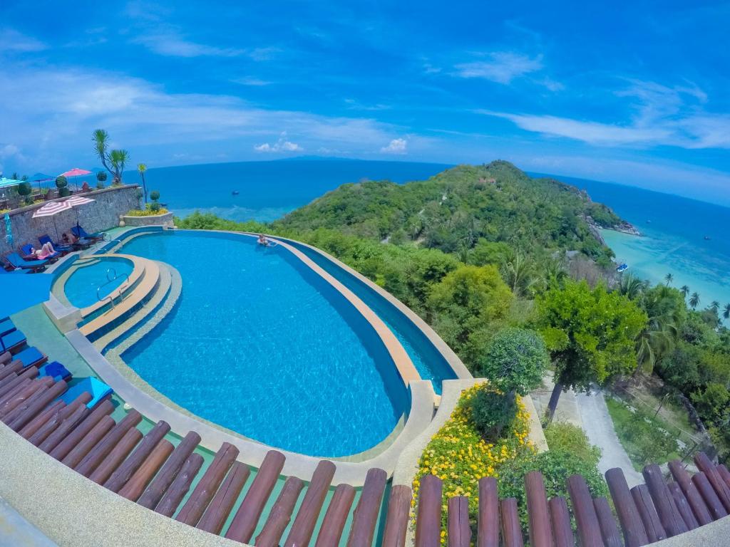 Bazén v ubytování Ko Tao Resort Paradise Zone nebo v jeho okolí