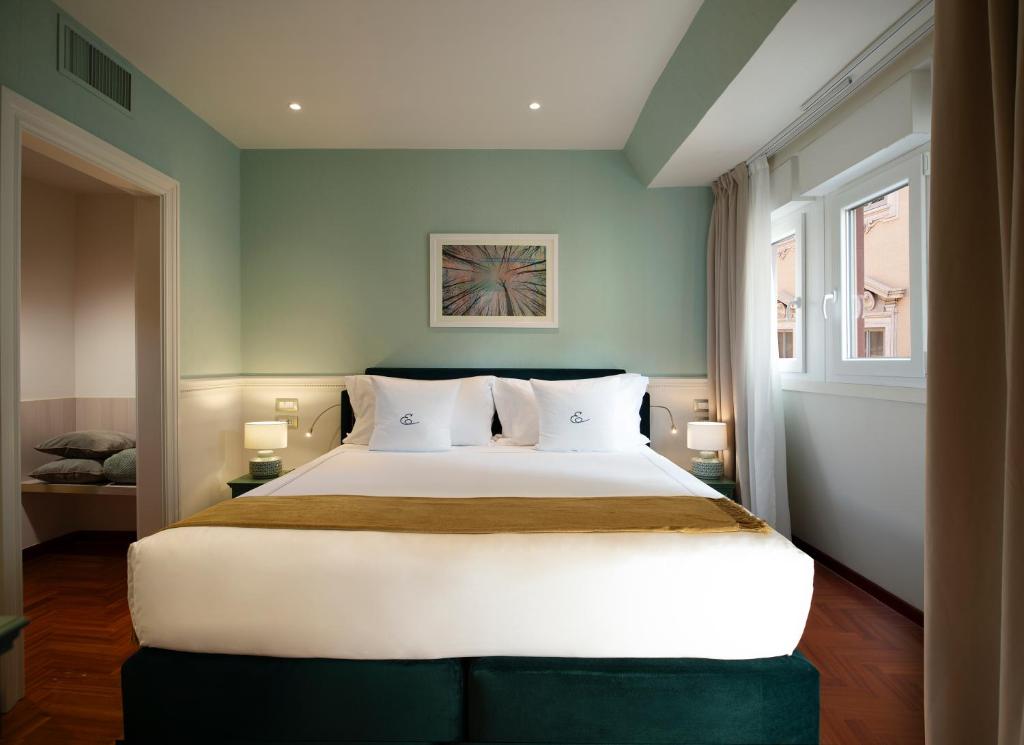 Posteľ alebo postele v izbe v ubytovaní Elizabeth Unique Hotel | a Member of Design Hotels™