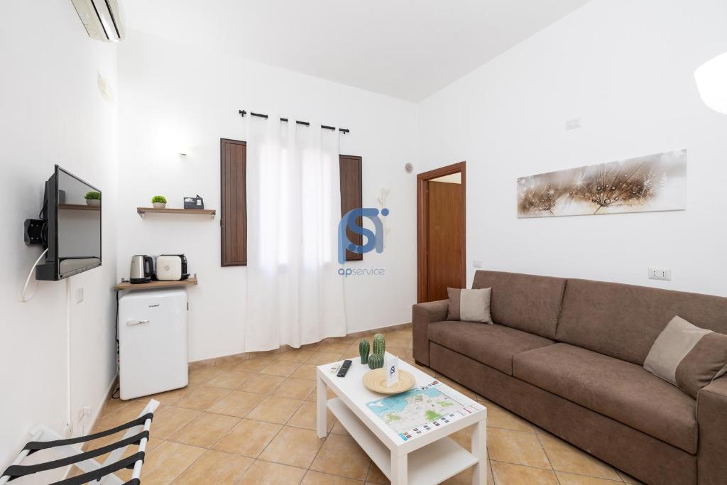 Ni Ni Apartments - Self Check in - 1