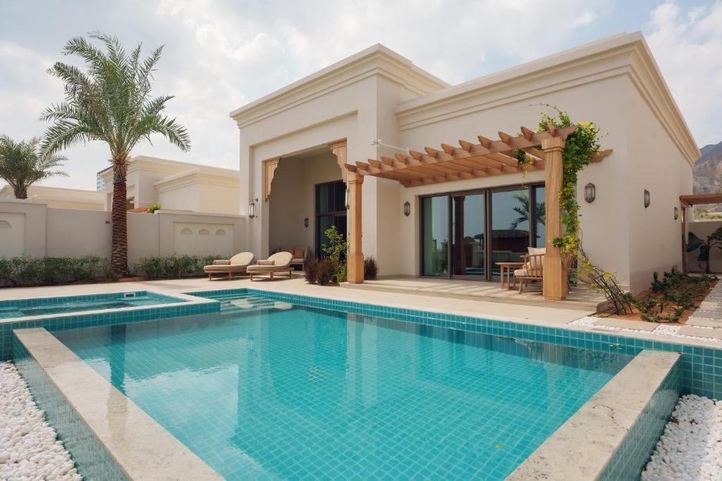 Bazén v ubytování Naama Beach Villas & Spa nebo v jeho okolí