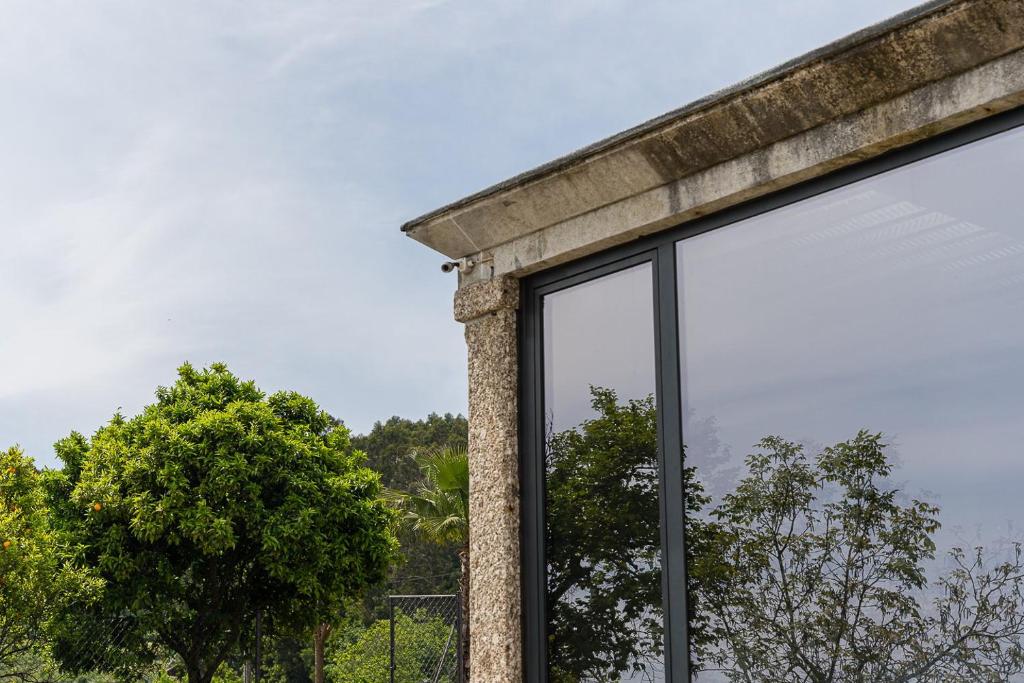 Foto da galeria de GuestReady - Casas de Fralães 1 em Barcelos