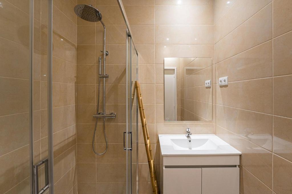 Um banheiro em GuestReady - Casas de Fralães 1