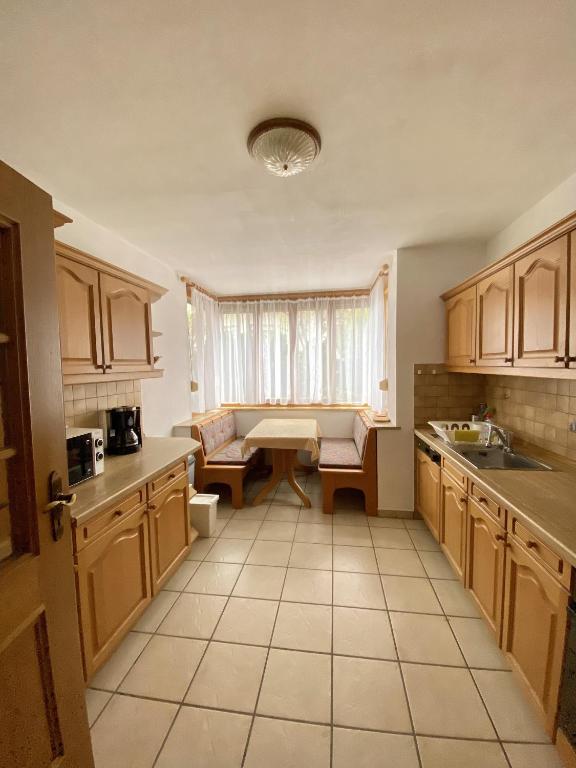 Kuchyň nebo kuchyňský kout v ubytování Ferienwohnung Starnberg