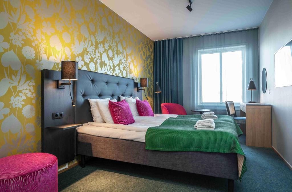 Postel nebo postele na pokoji v ubytování Thon Partner Hotel Dockyard