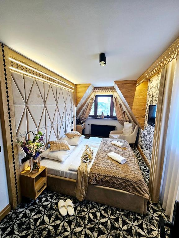Posteľ alebo postele v izbe v ubytovaní Willa Regina I Resort & SPA