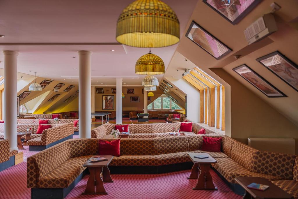 Posezení v ubytování Muthu Ben Doran Hotel