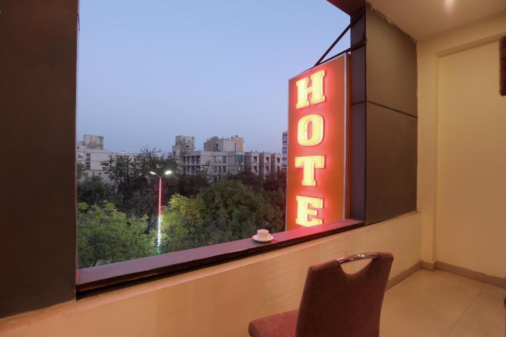 Fotografie z fotogalerie ubytování Hotel Lemon Suites & Banquet Noida Sector 62 v destinaci Noida