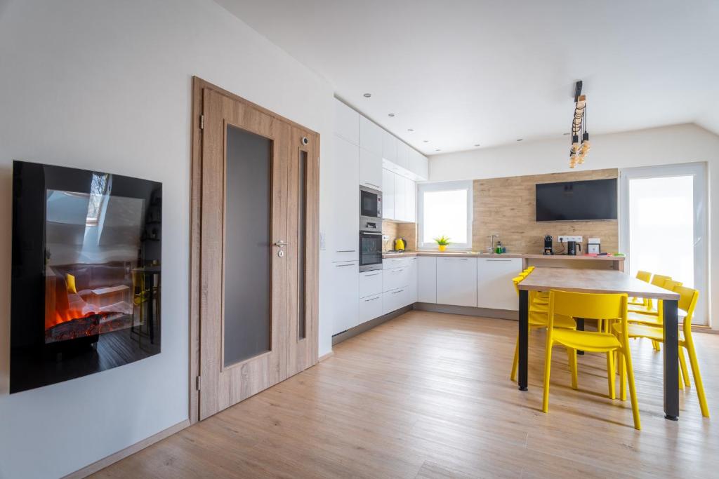 Krušnohorské Stráně - Twee Slaapkamers Appartement